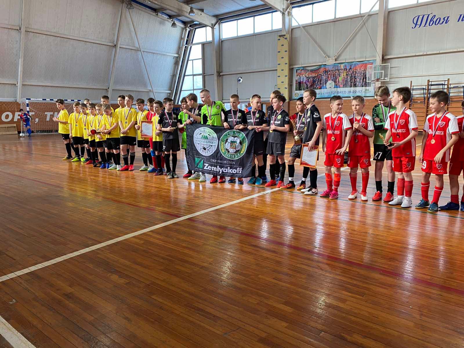 Золотые награды завоевала наши футболисты на Первенстве Пензенской области по мини-футболу